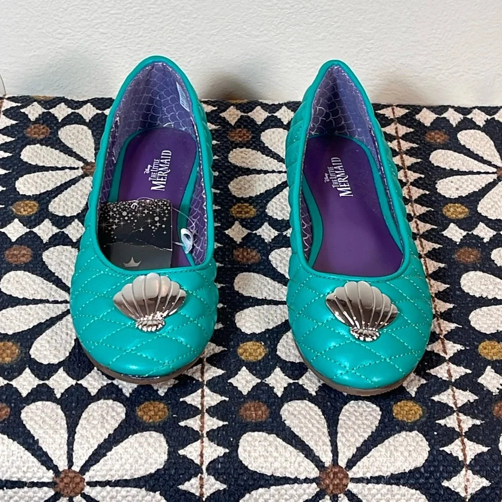 THE LITTLE MERMAID DISNEY PRINCESS ARIEL SEASHELL QUILTED FLATS size 5/6